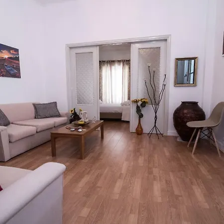 Naxian Harmony 300m From The Beach Holiday home *